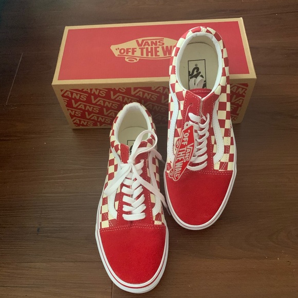 red and cream checkered vans